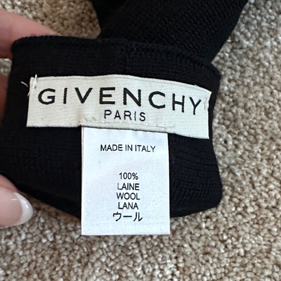 Givenchy Black Wool Gloves - Picture 3 of 5